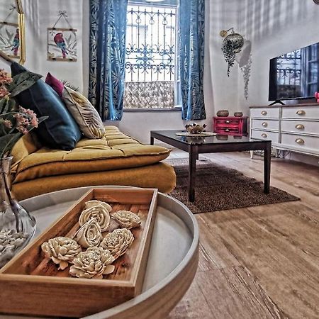 Apartamento A 2 Minutos De Plaza La Merced, Малага Екстериор снимка