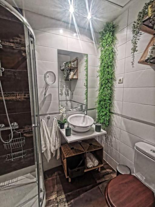 Apartamento A 2 Minutos De Plaza La Merced, Малага Екстериор снимка