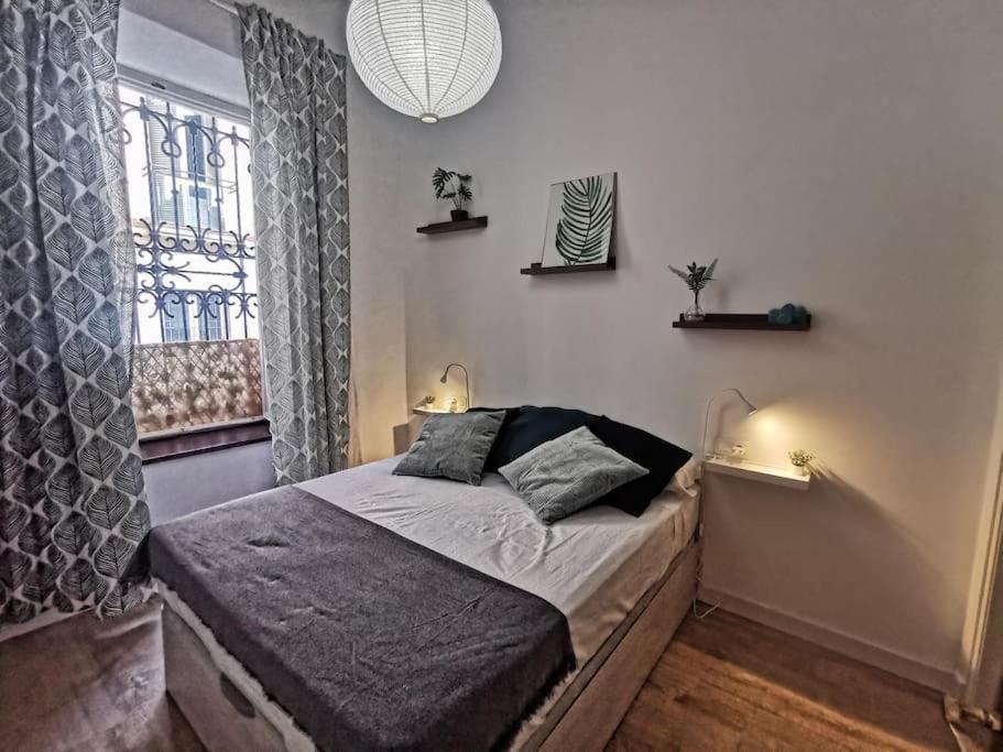 Apartamento A 2 Minutos De Plaza La Merced, Малага Екстериор снимка